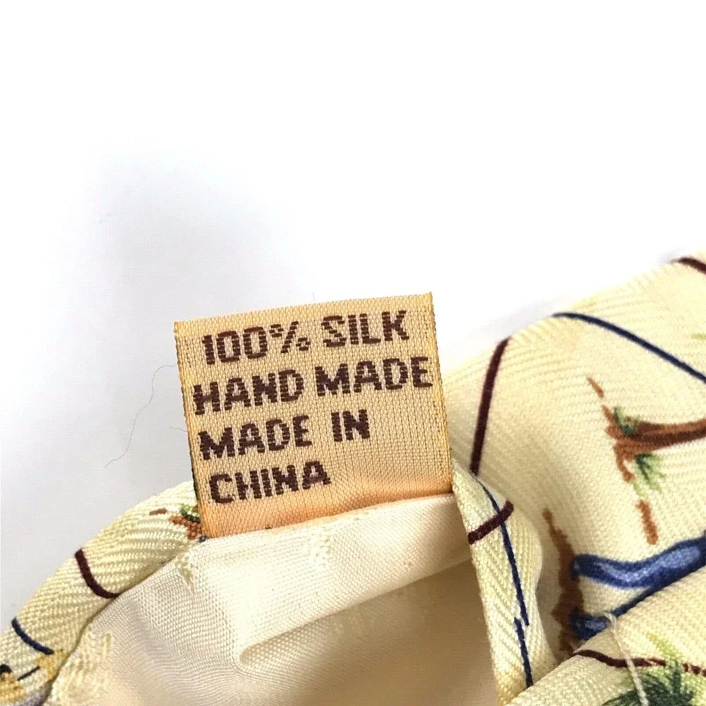 Tommy Bahama Men's Tie Silk Handmade Guy Playing Golf Summer Palms Aloha Necktie